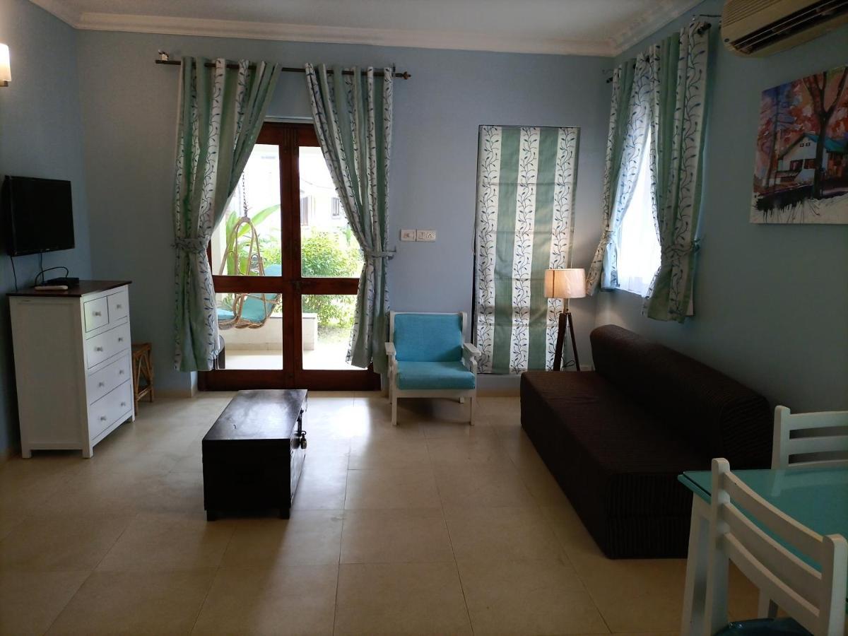Hermitage Riviera Apartment *