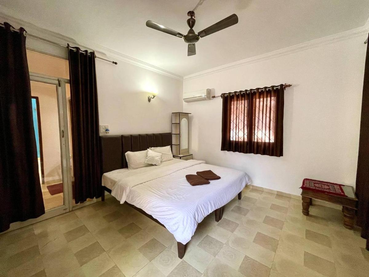 Apartment Hermitage Riviera Arpora
