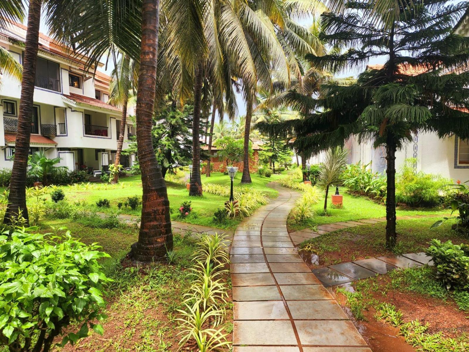 Apartment Hermitage Riviera Arpora