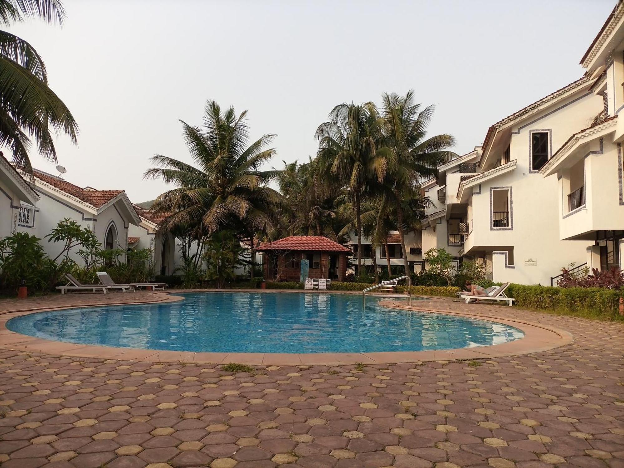 Hermitage Riviera Apartment Arpora